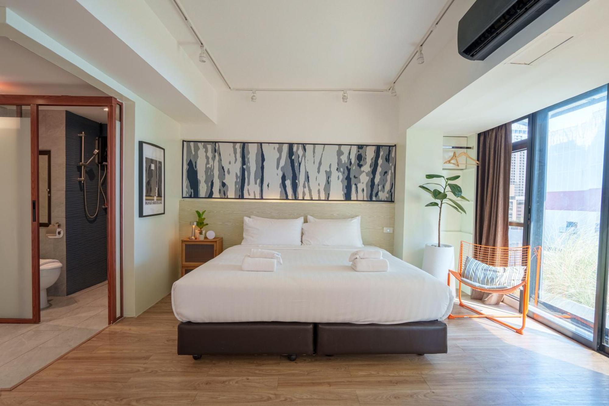 Gecko Eye Hotel Bangkok Exterior photo