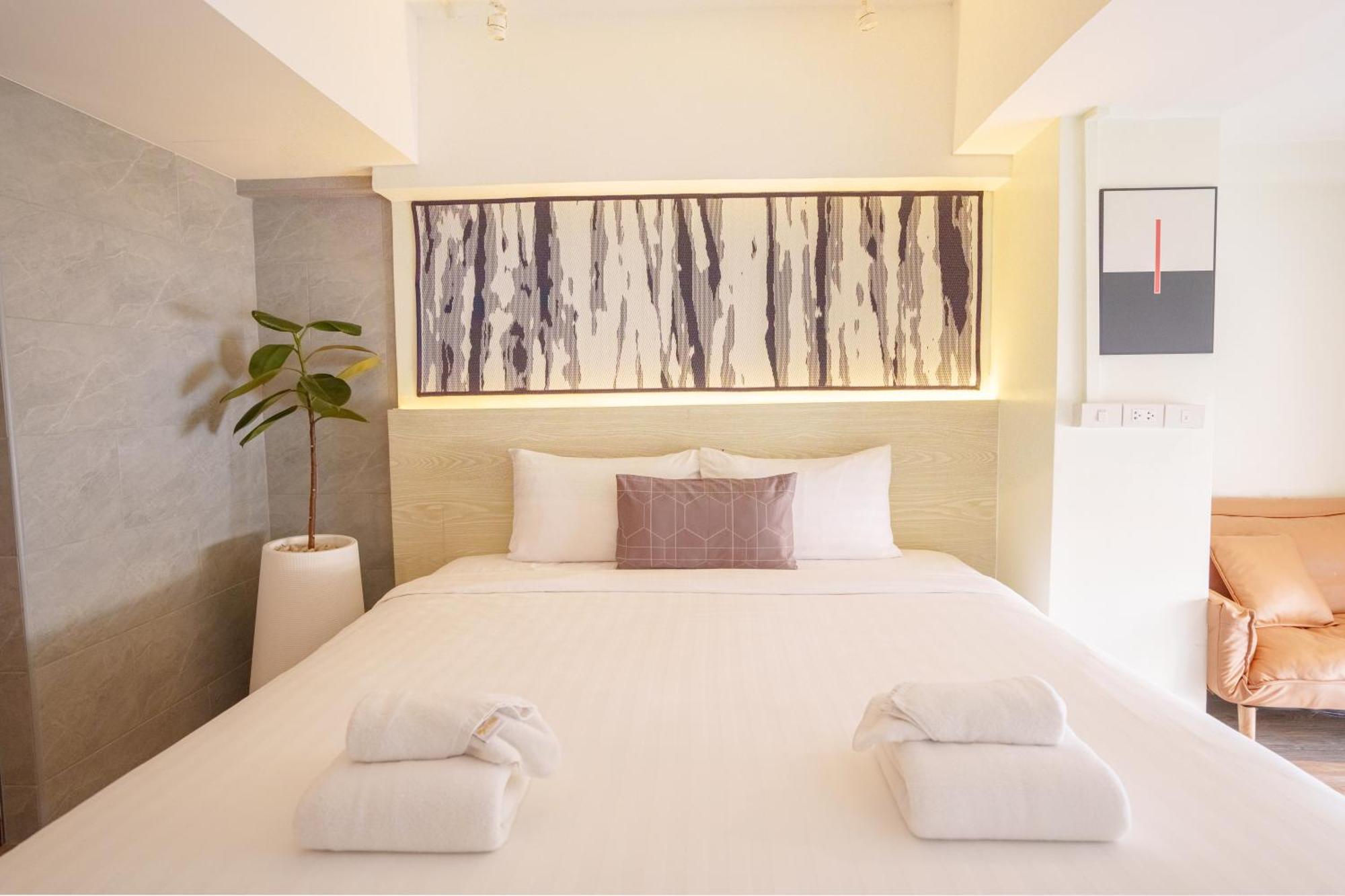 Gecko Eye Hotel Bangkok Exterior photo